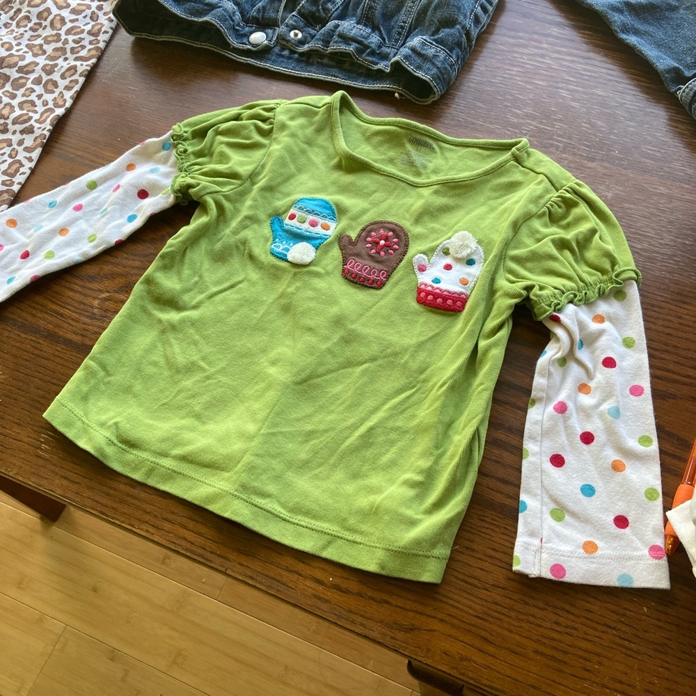 Gymboree toddler Christmasong sleeve shirt